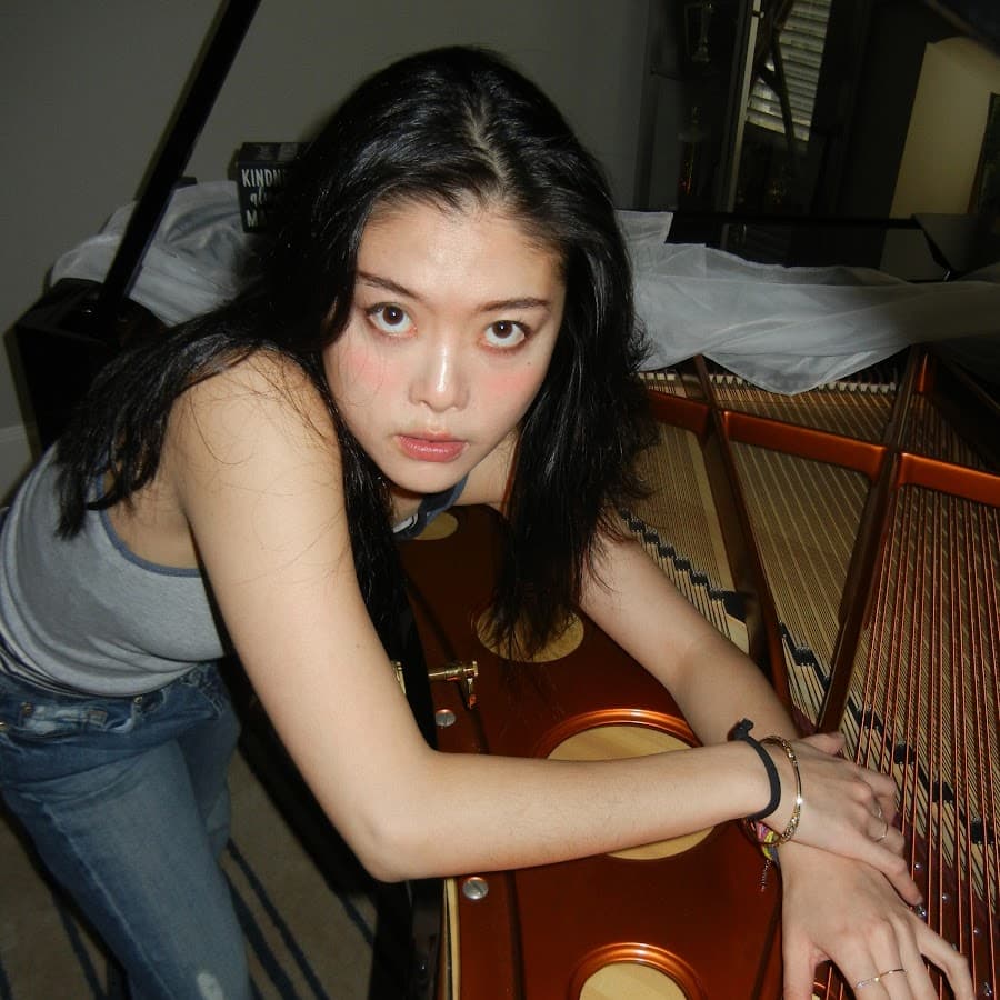 Yannie Tan (Classical pianist Youtuber)